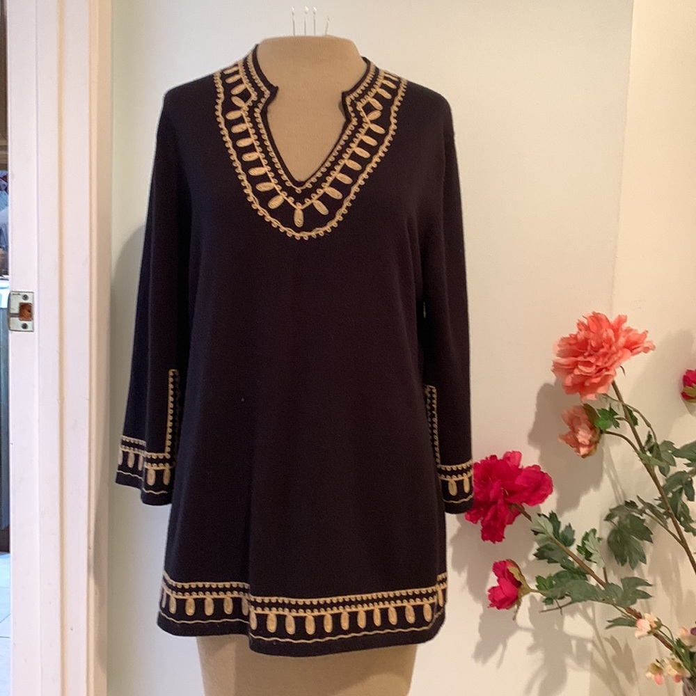 Women's  black 3/4 sleeve  Tunic/Top/Sweeter  Size  XL CYRUS